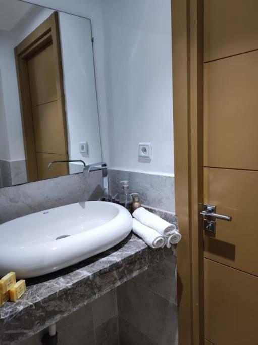 Апартаменты Plein Centre Marrakech, Grand Balcon Filant Марракеш Экстерьер фото